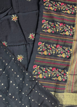 Chinnon Blended Linen With Hand Embroidery
