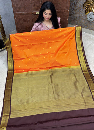 Vintage Vaira Oosi Gold Zari Coffee Brown Border