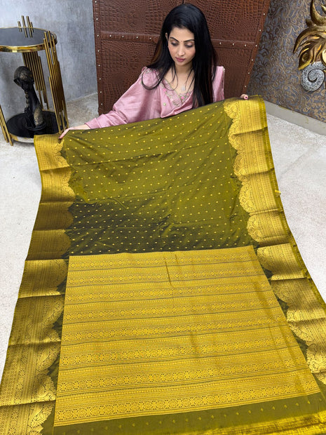 Premium Kanchi Gold Zari