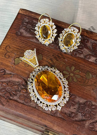 Pendant with Stud