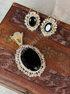 Pendant with Stud