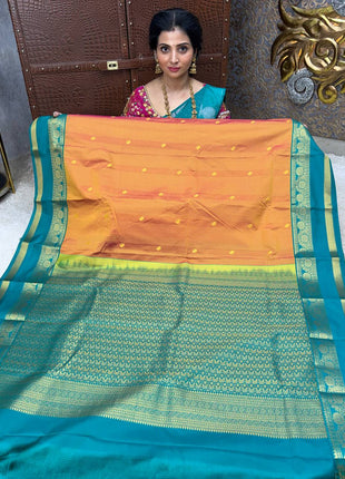 Vaira Oosi Gold Zari