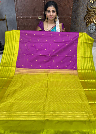 Vaira Oosi Gold Zari