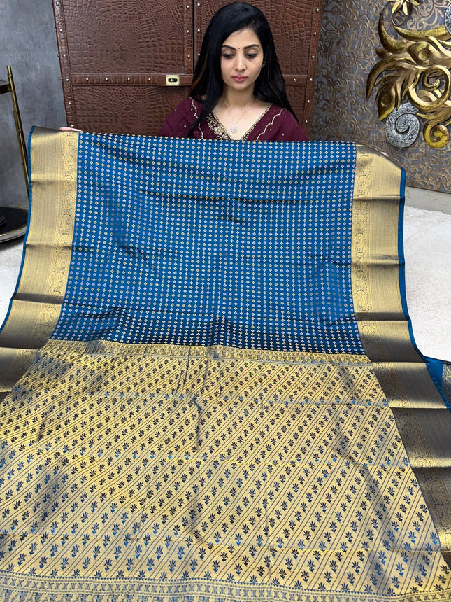 1000 Butta Gold Zari