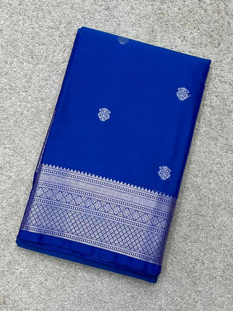 Kanchi Silk Silver Zari