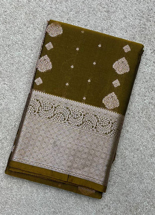 Kanchi Silk Silver Zari