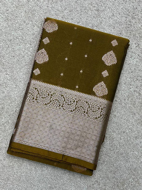 Kanchi Silk Silver Zari