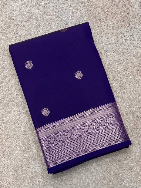 Kanchi Silk Silver Zari
