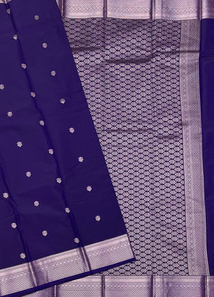 Kanchi Silk Silver Zari