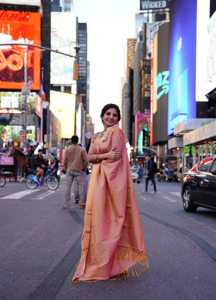 Vaira Oosi Golden Zari