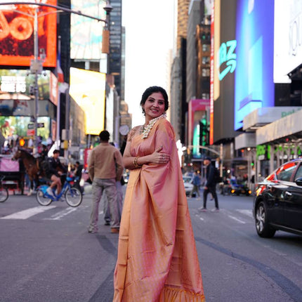 Vaira Oosi Golden Zari