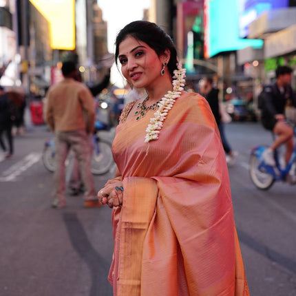 Vaira Oosi Golden Zari