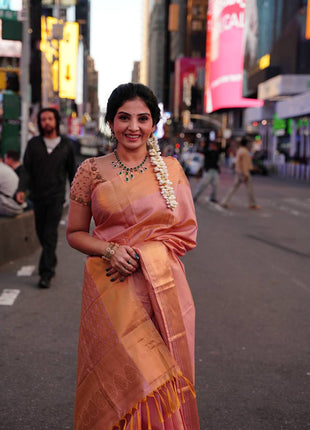 Vaira Oosi Golden Zari