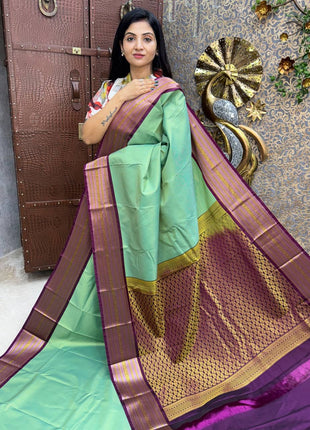 Vaira Oosi Gold Zari