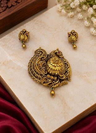 Dollar With Earring