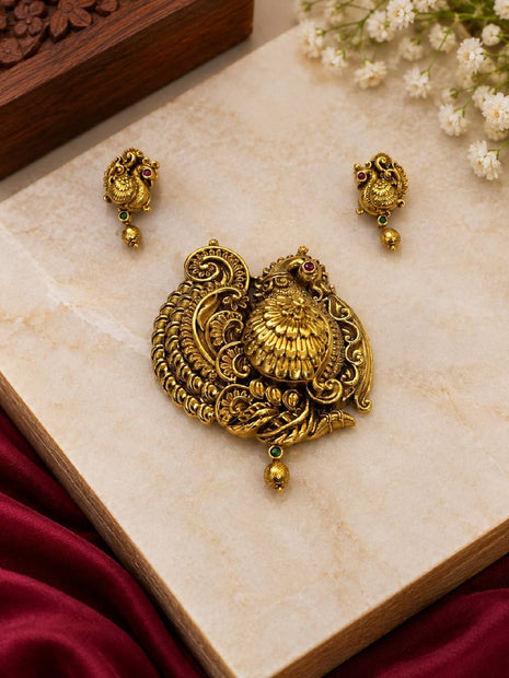 Dollar With Earring