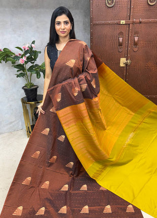 Border Less Vaira Oosi