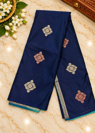 Border Less Kanchi Silk