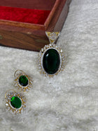 Pendant with Stud