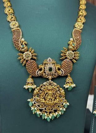 Temple with Diamond look Stone