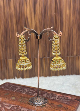 Jhumki With Attached Mattal
