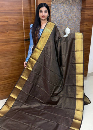 Vaira Oosi Gold Zari