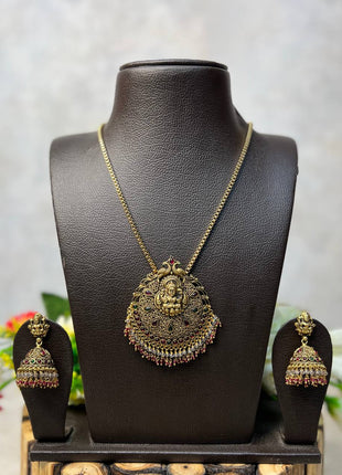 Long dollar chain