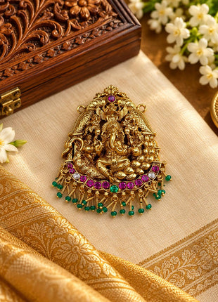 Dollar With Earring