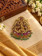 Dollar With Earring