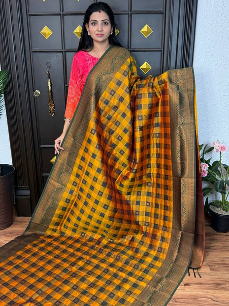 Semi Kancipuram With Palum Pazham Checks Pattern