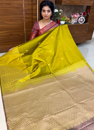 Premium Kanchi Gold Zari