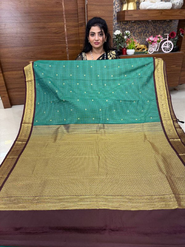 Vaira Oosi Gold Zari  Coffee Brown Border