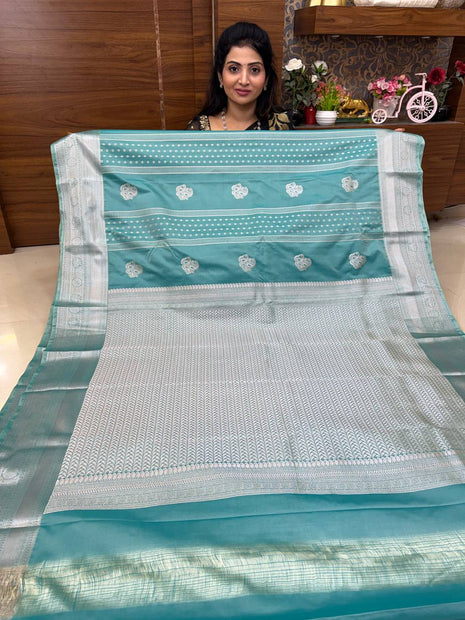 Kanchi Silk Silver Zari