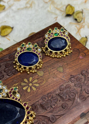 Pendant with Stud