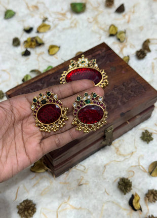 Pendant with Stud