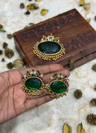 Pendant with Stud