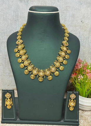 Kasu Malai with Diamond look Stone Jewellery
