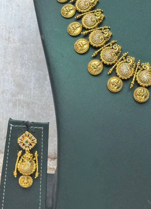 Kasu Malai with Diamond look Stone Jewellery