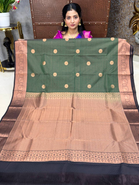 Vaira Oosi Coffee Brown Border