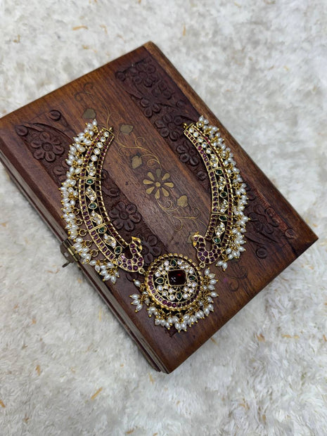 Stone Jewellery