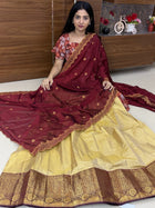 Lehenga in Free Size (Semi Stitched )