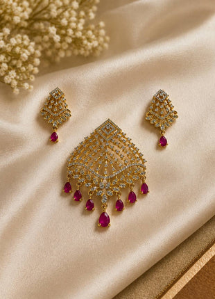 Stone Dollar With Earring