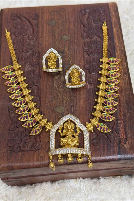 Temple with Diamond look Stone Jewellery