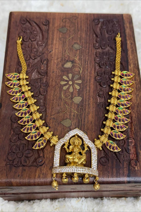 Temple with Diamond look Stone Jewellery