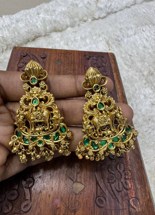 Dollar With Earring