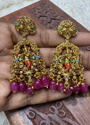 Dollar With Earring