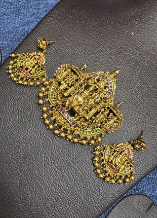 Dollar With Earring