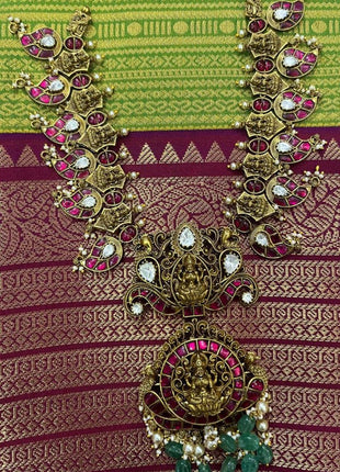 Kempu Jewellery