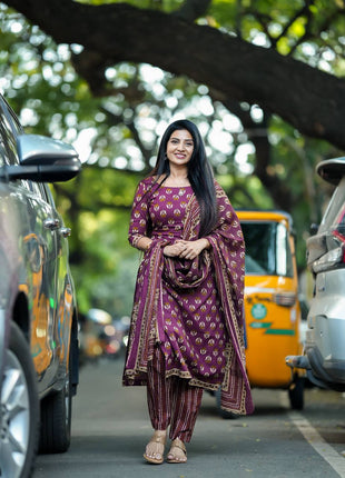 Bagur Cotton Suit (Unstitched)