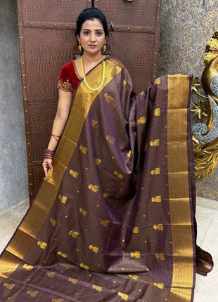 Vaira Oosi Gold Zari